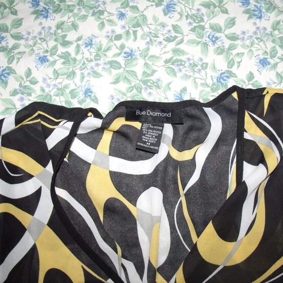 Blue Diamond Sheer Top Size M - Picture 4 of 4